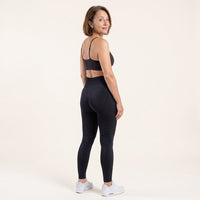 Le legging galbant de la ménopause vu de dos